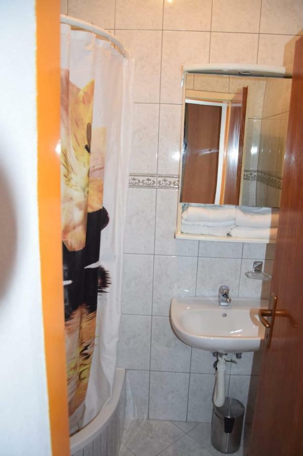 Apartman Linda Baška Voda المظهر الخارجي الصورة