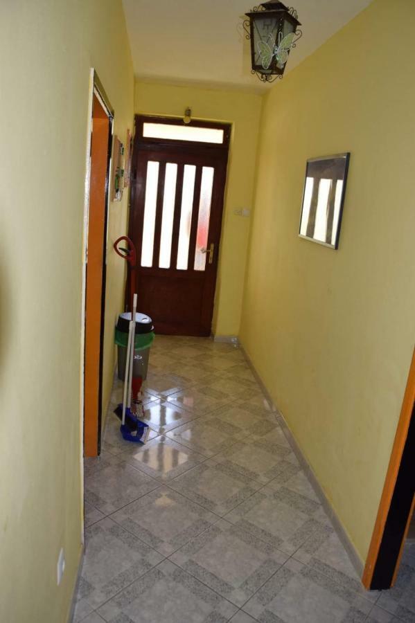 Apartman Linda Baška Voda المظهر الخارجي الصورة